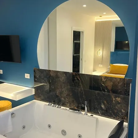 La Lepre Artemide 4* Neapol